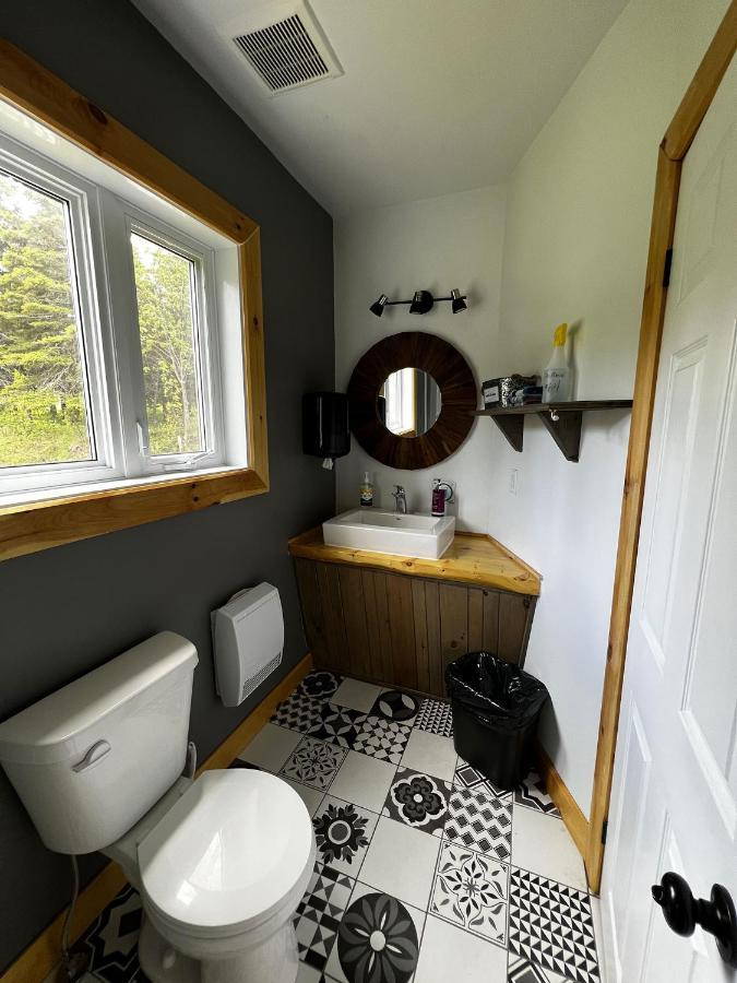 Chill Shack - Auberge Jeunesse Sainte Anne-des-Chênes 外观 照片